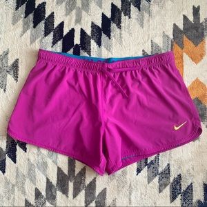 Women’s Nike 2-in-1 athletic shorts